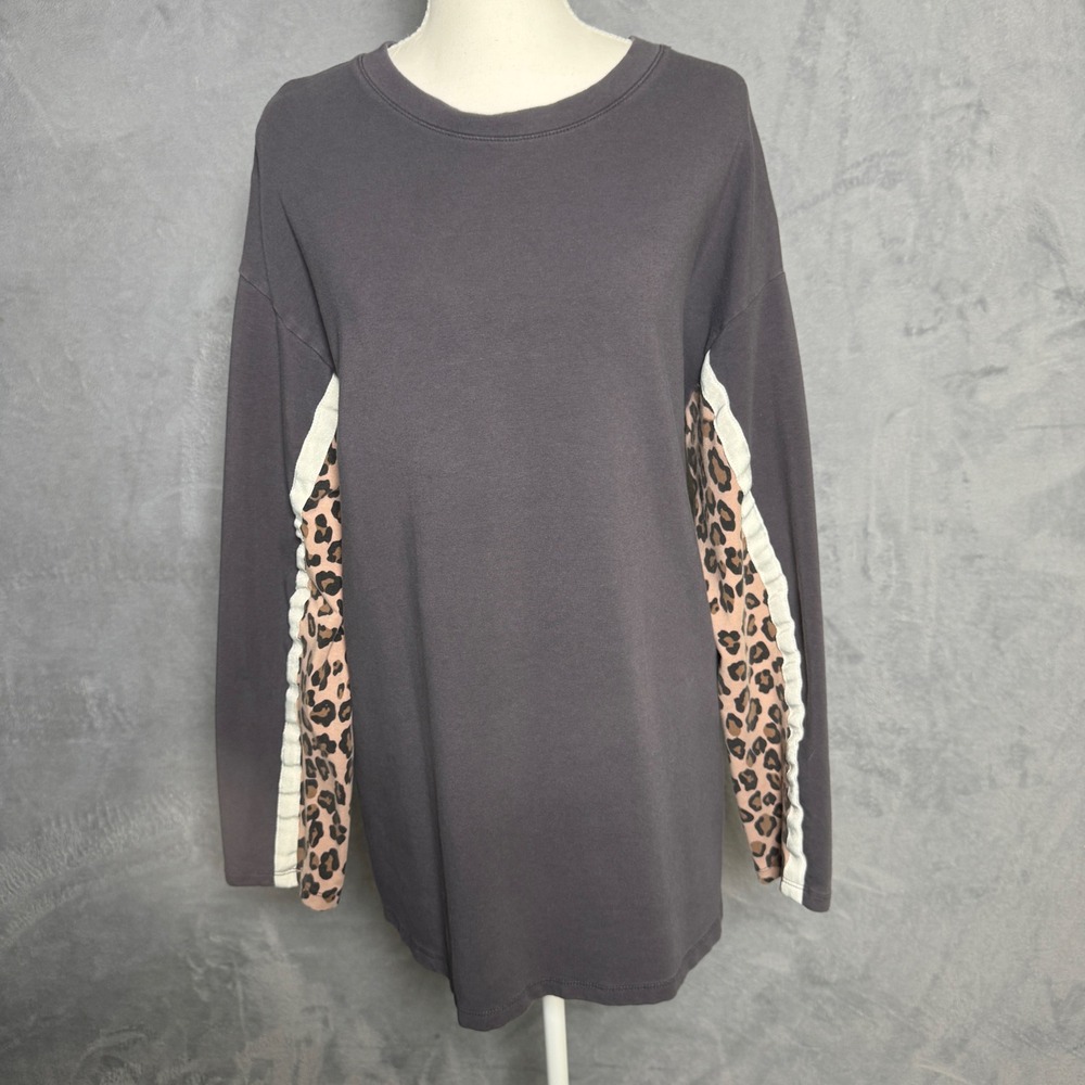 MONROW Size Small Leopard Print Long Sleeve Contrast Top Grunge Lounge